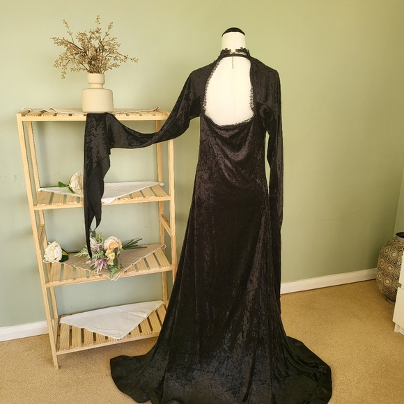 Medieval costume - Picture 3 of 3